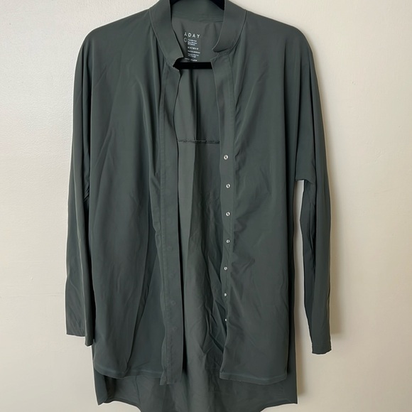 ADAY Something Borrowed Shirt Moss - Long Sleeve Button Up - Large - Picture 9 of 12